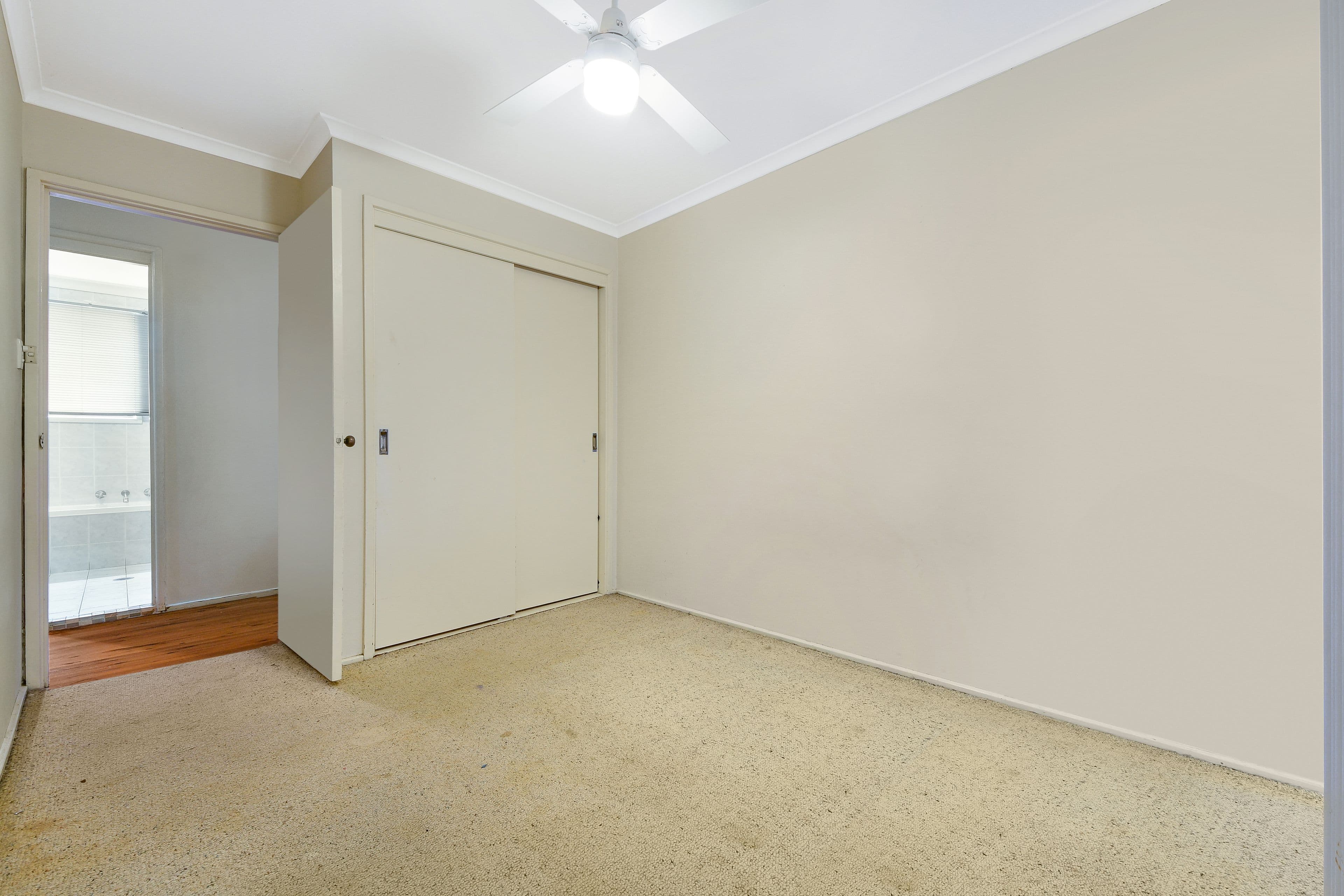 35 Townson Avenue, Leumeah - Thumbnail 8