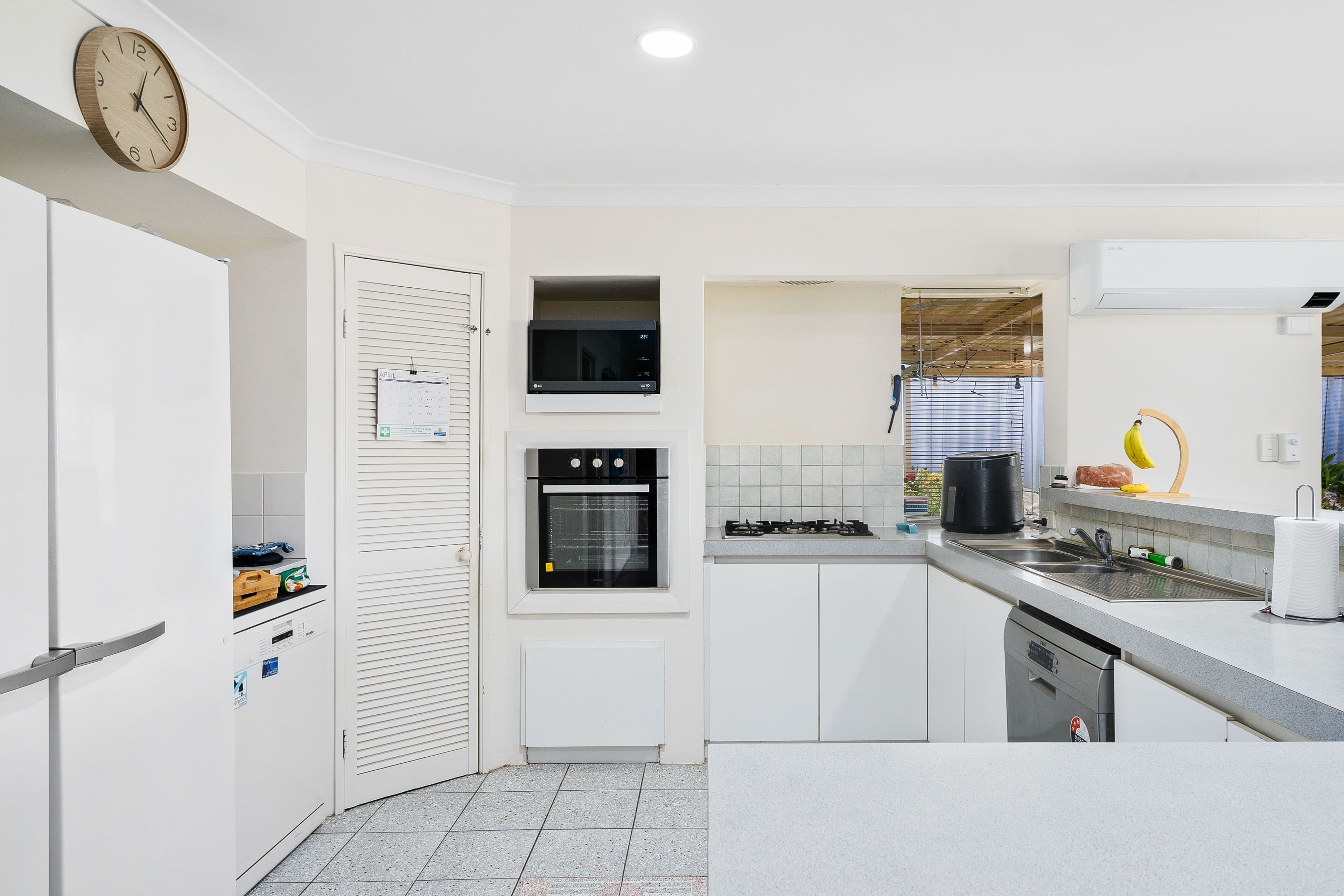 27 Muirfield Way, Joondalup WA 6027, Joondalup - Thumbnail 4