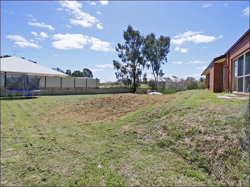 1 Willaring Drive, BECKENHAM WA 6107, Beckenham - Thumbnail 7
