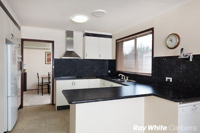 7 Hadow Place, GILMORE ACT 2905, Gilmore - Thumbnail 3