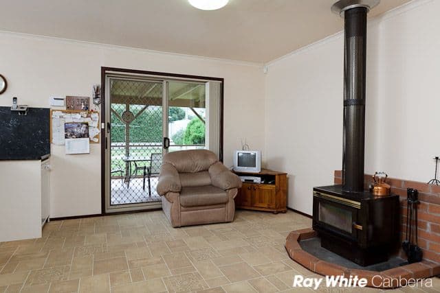 7 Hadow Place, GILMORE ACT 2905, Gilmore - Thumbnail 5