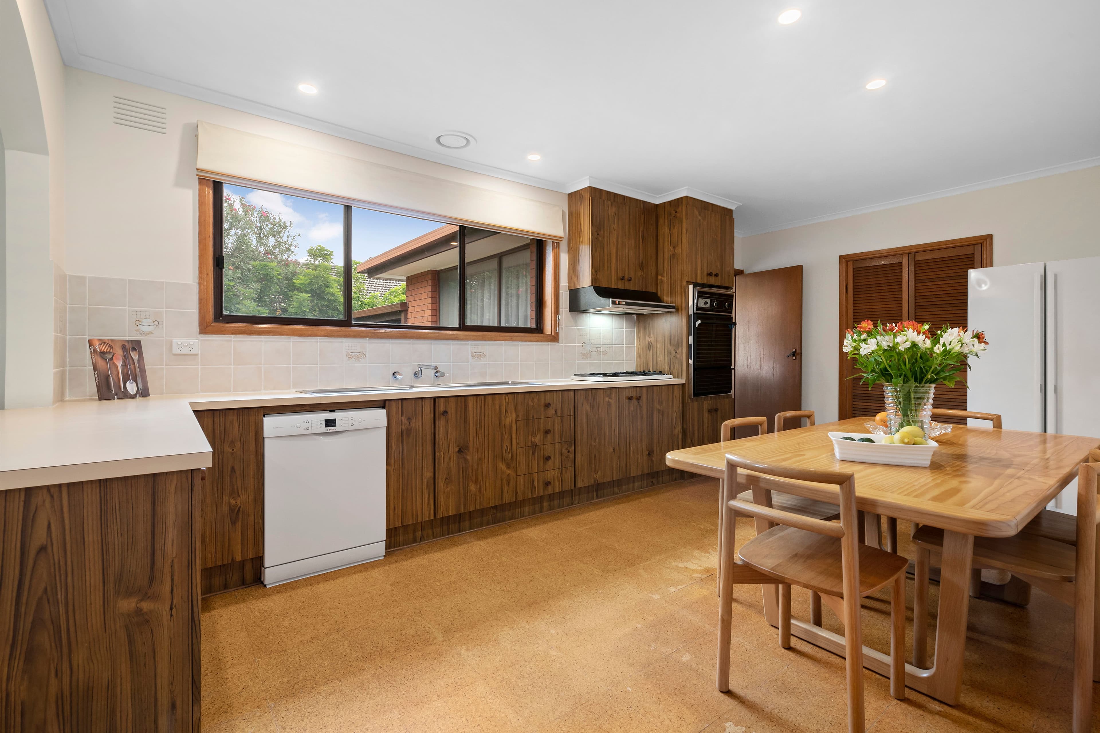 22 McDonalds Road, Epping VIC 3076, Epping - Thumbnail 2