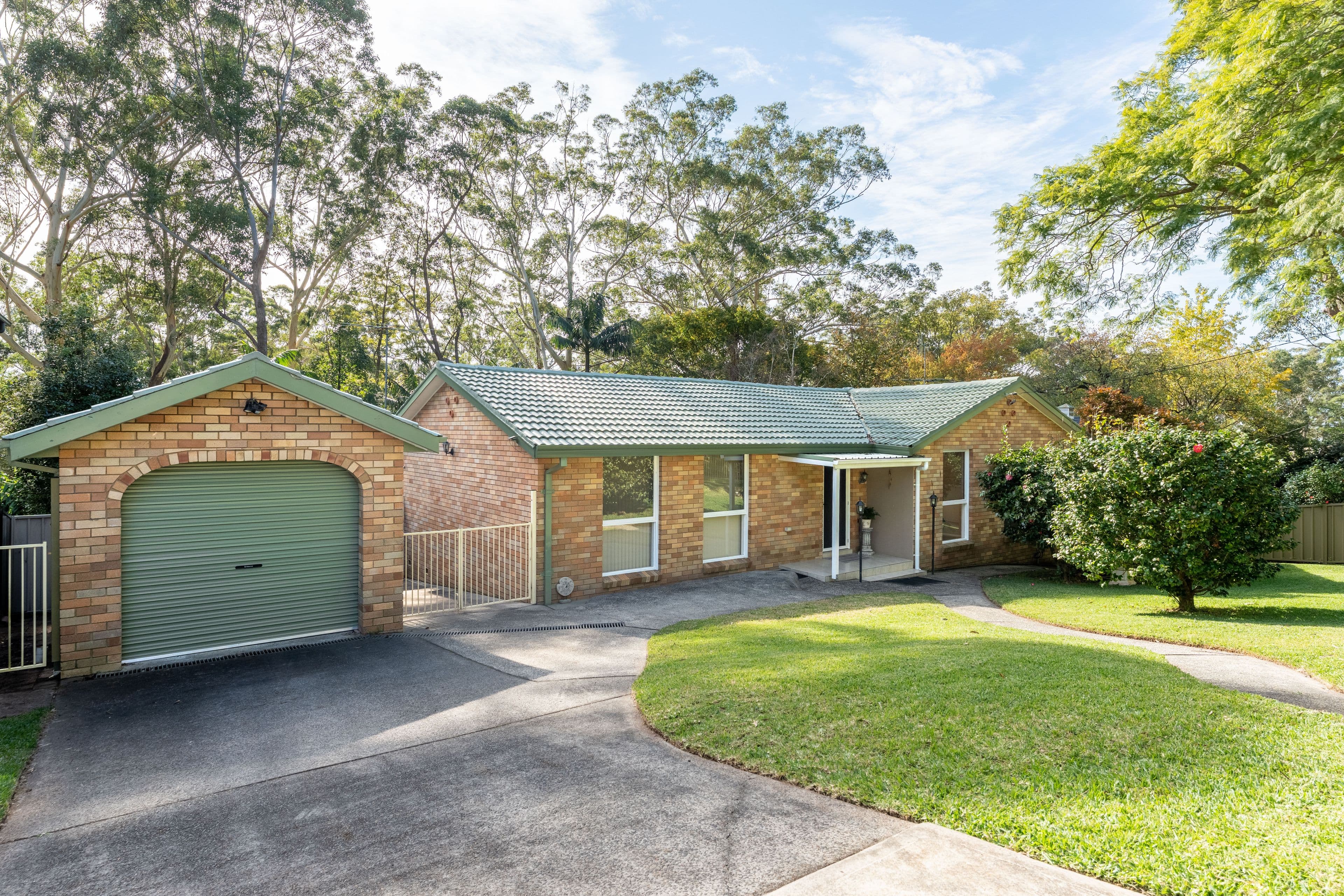 26 Southview Avenue, Stanwell Tops NSW 2508, Stanwell Tops - Thumbnail 2