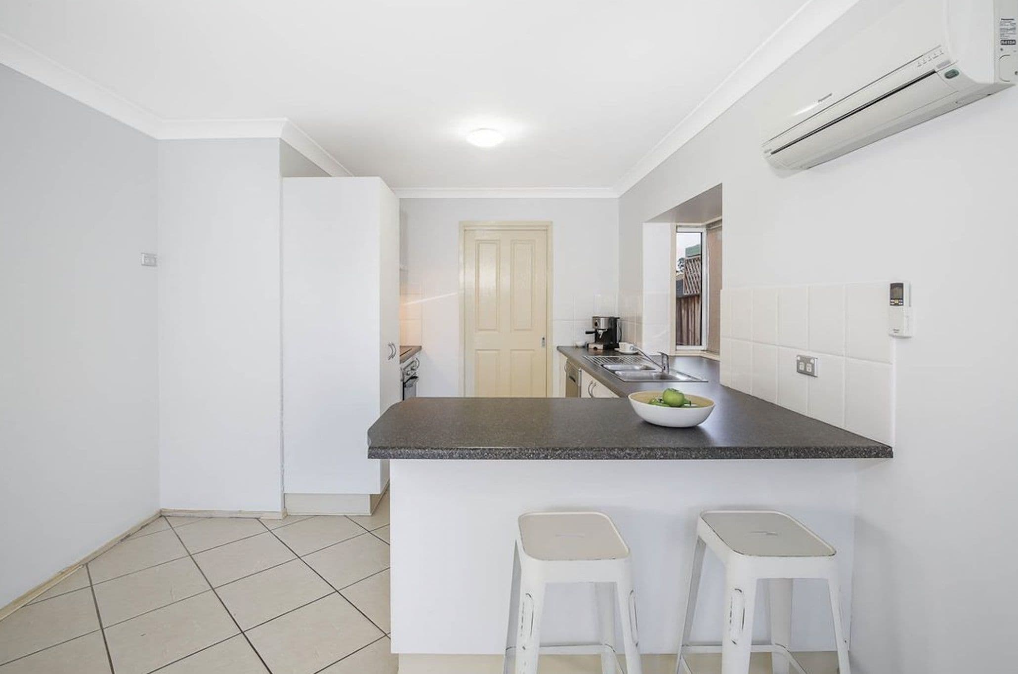 5/16 Reycroft Avenue, Quakers Hill NSW 2763, Quakers Hill - Thumbnail 3