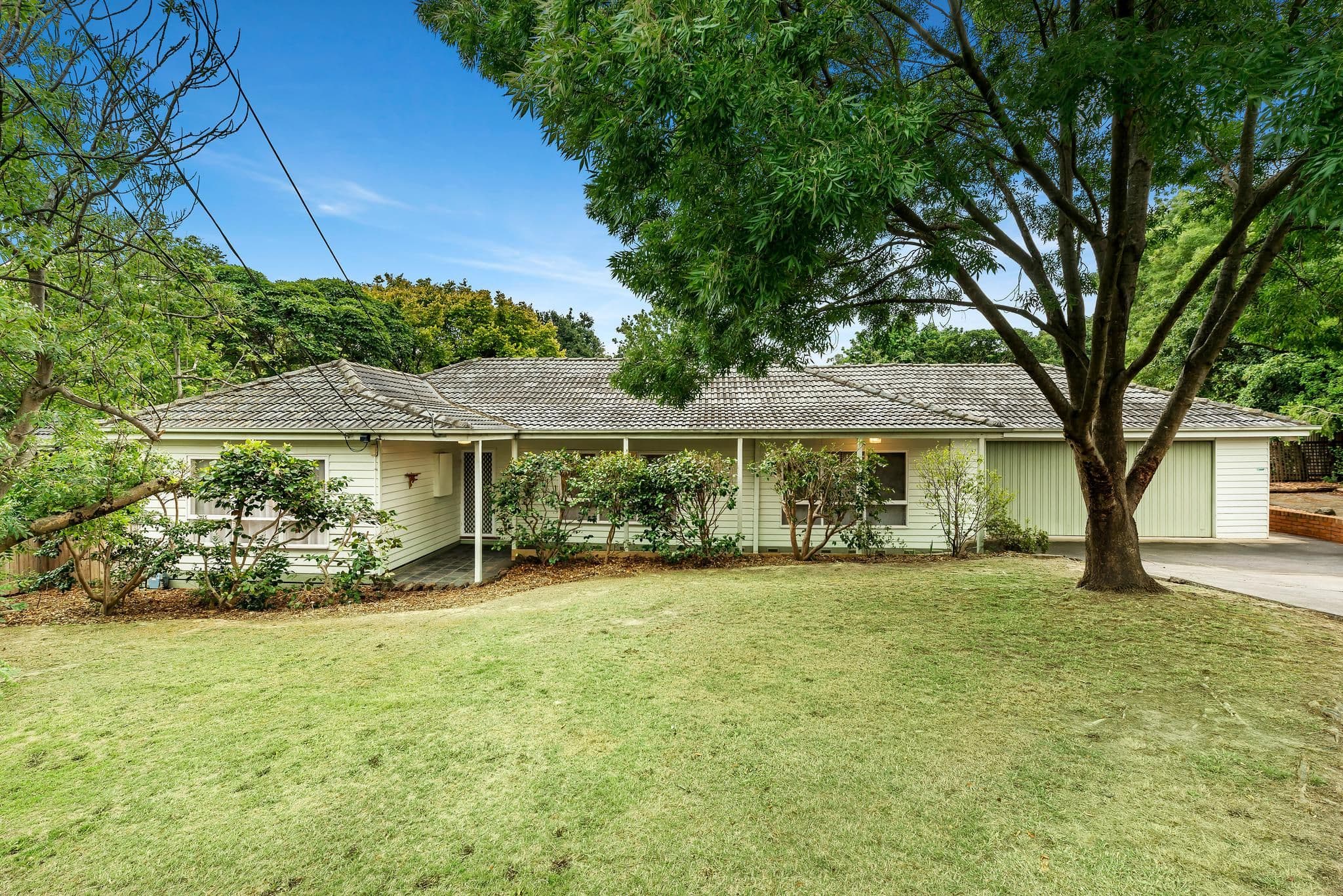 1 Hilsea Court, Mount Waverley VIC 3149, Mount Waverley - Image 1