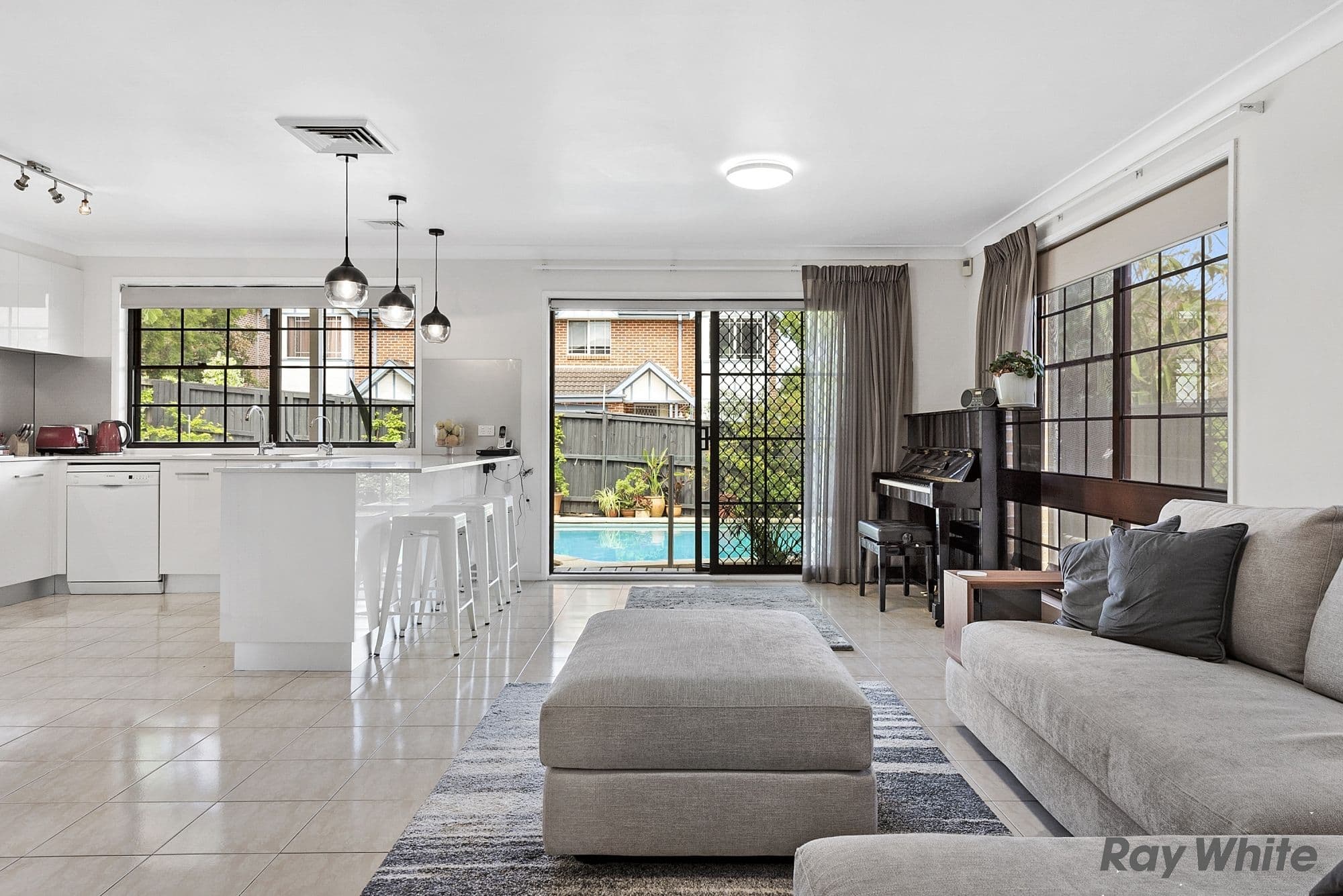 63 Thomas Wilkinson Avenue, Dural - Thumbnail 4