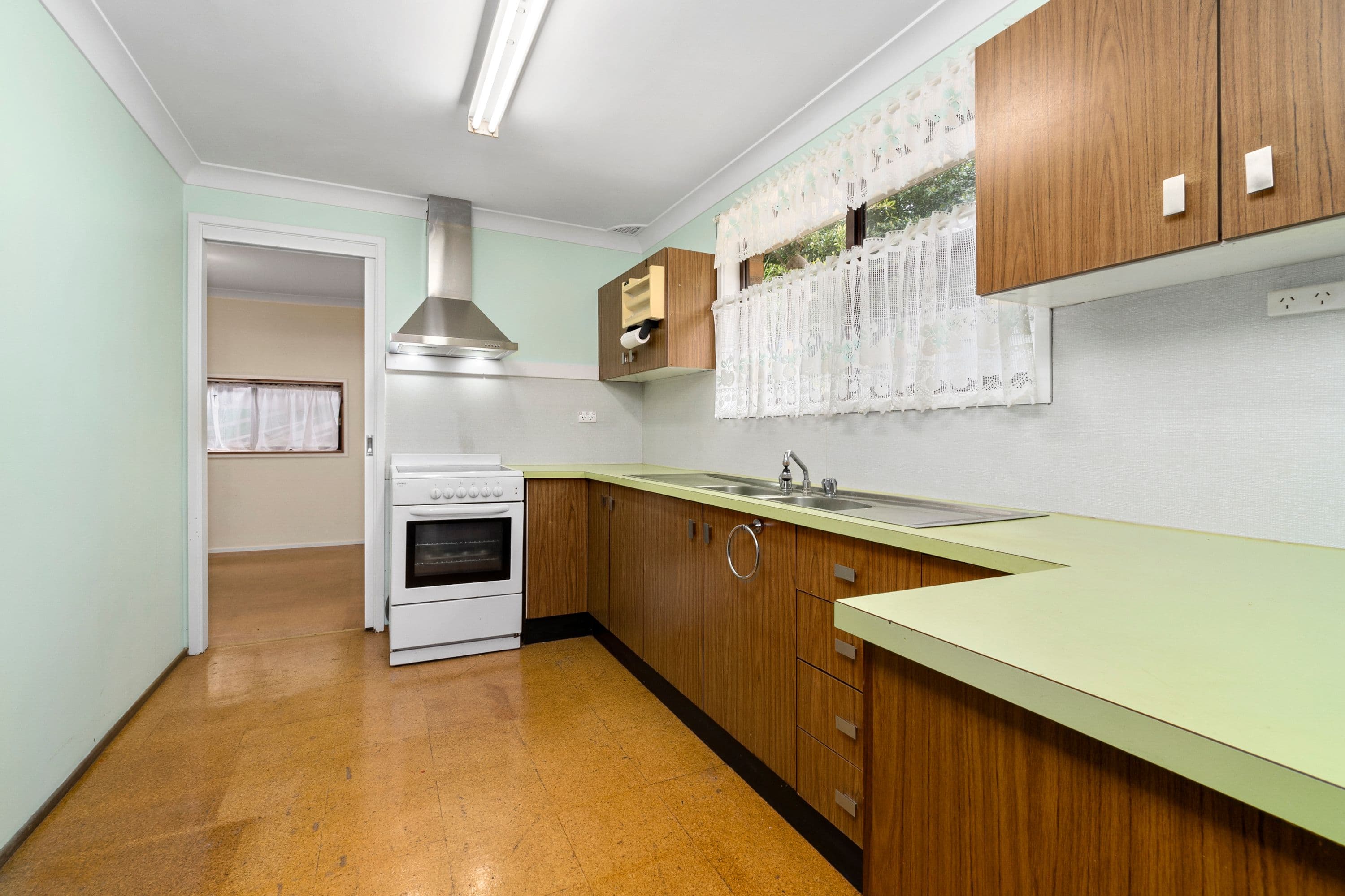 28 Waratah Street, Bowen Mountain NSW 2753, Bowen Mountain - Thumbnail 2