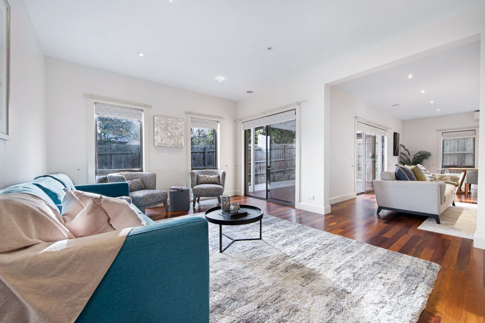 25 Vasey Avenue, Mount Waverley VIC 3149, Mount Waverley - Thumbnail 2