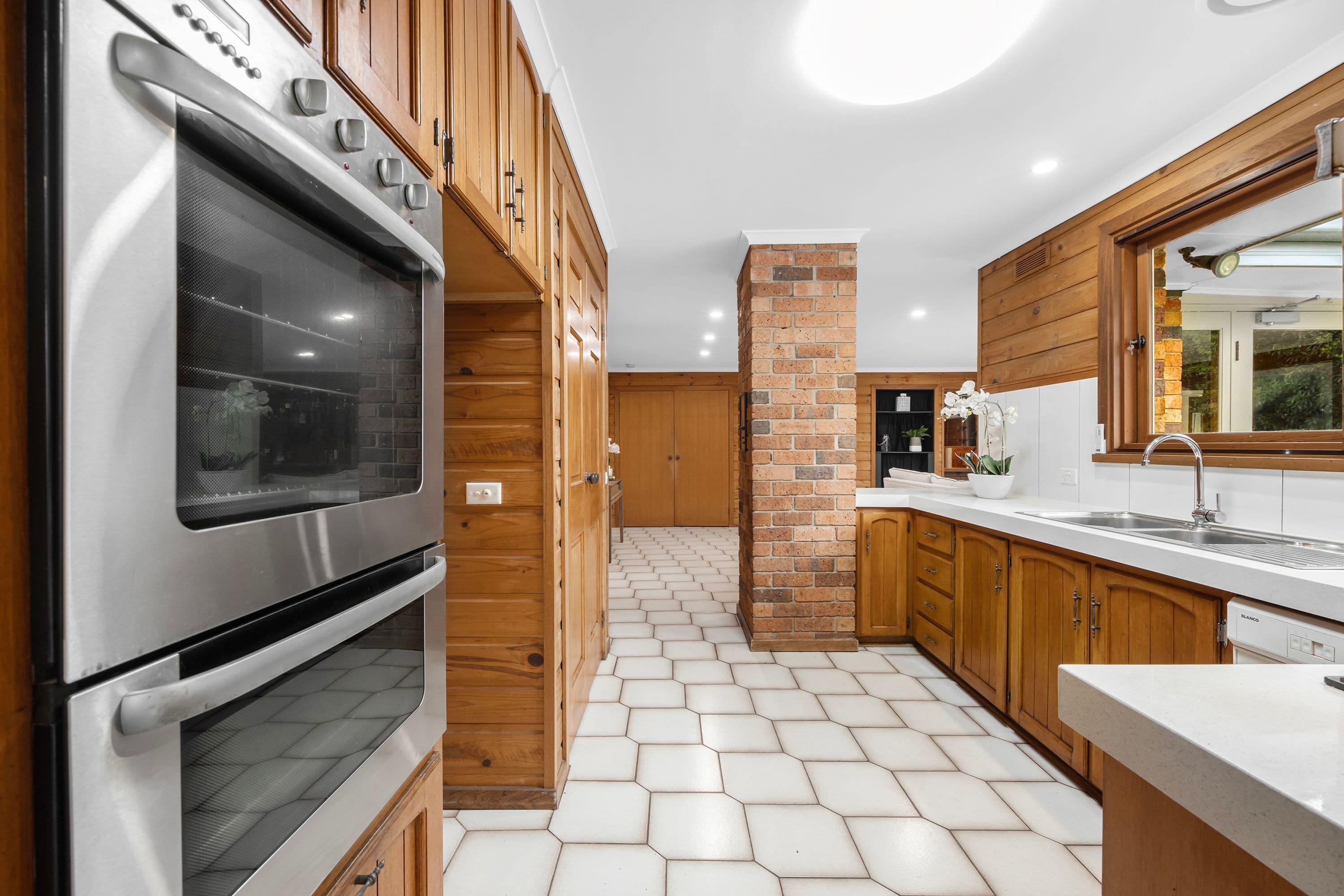8 Rotherwood Close, Wantirna VIC 3152, Wantirna - Thumbnail 5