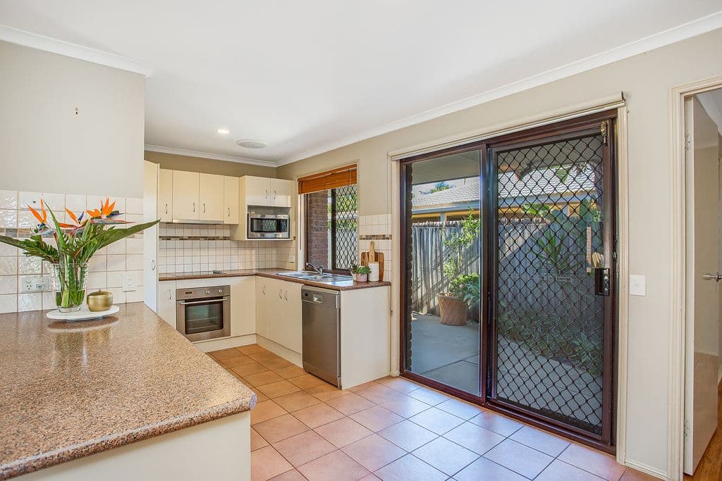 56 Cumberland Drive, Varsity Lakes QLD 4227, Varsity Lakes - Thumbnail 8