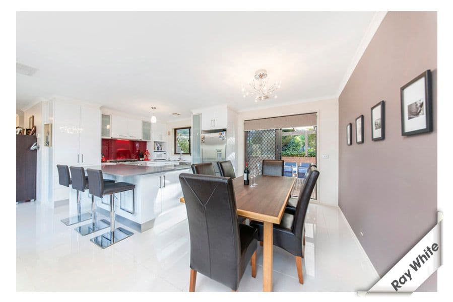 137 Lawrence Wackett Crescent, THEODORE ACT 2905, Theodore - Thumbnail 2