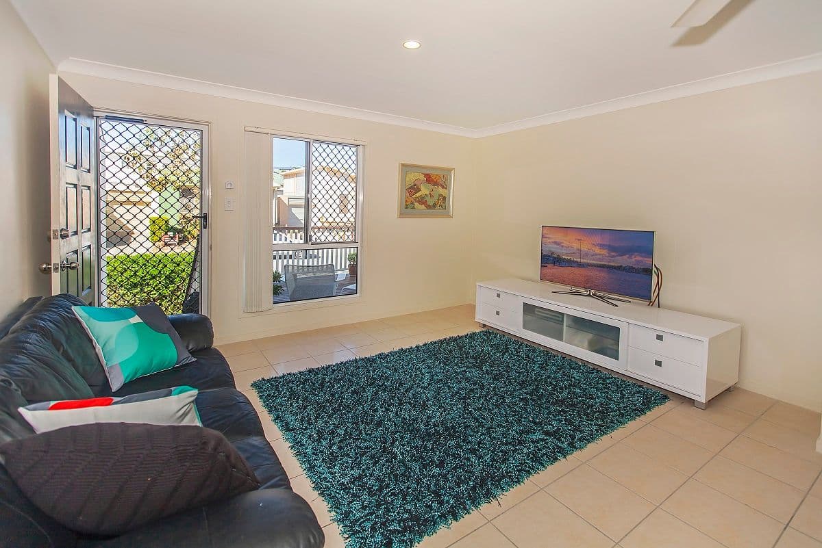 13 Periwinkle Lane, SPRINGFIELD LAKES QLD 4300, Springfield Lakes - Thumbnail 5