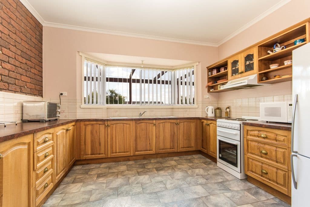 8 Lila Drive, Prospect TAS 7250, Prospect - Thumbnail 2