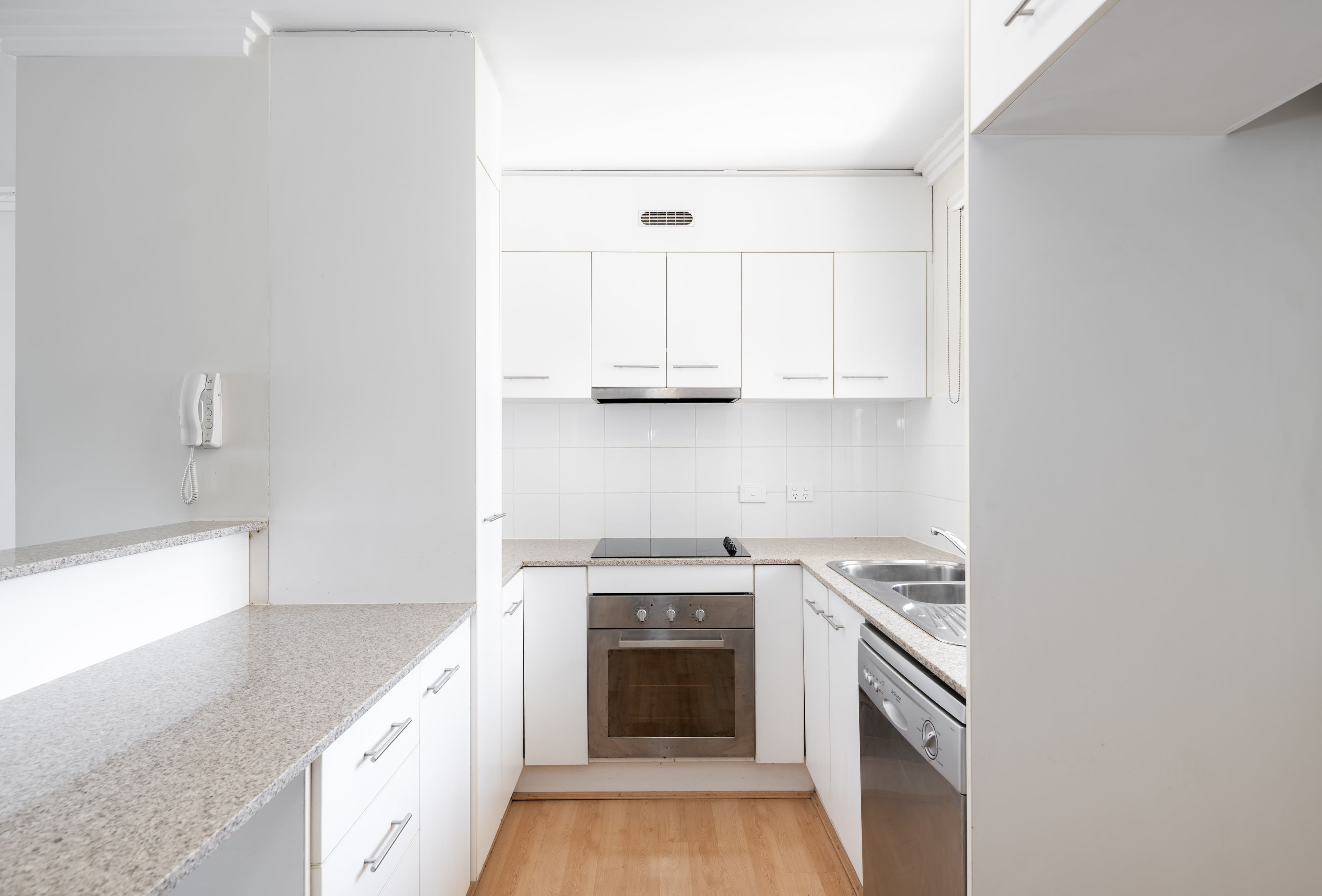 223 Tufnell Road, Banyo QLD 4014, Banyo - Thumbnail 2