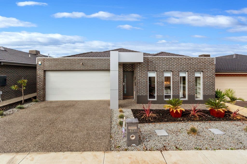 38 Stonegate Drive, WOLLERT VIC 3750, Wollert - Image 1