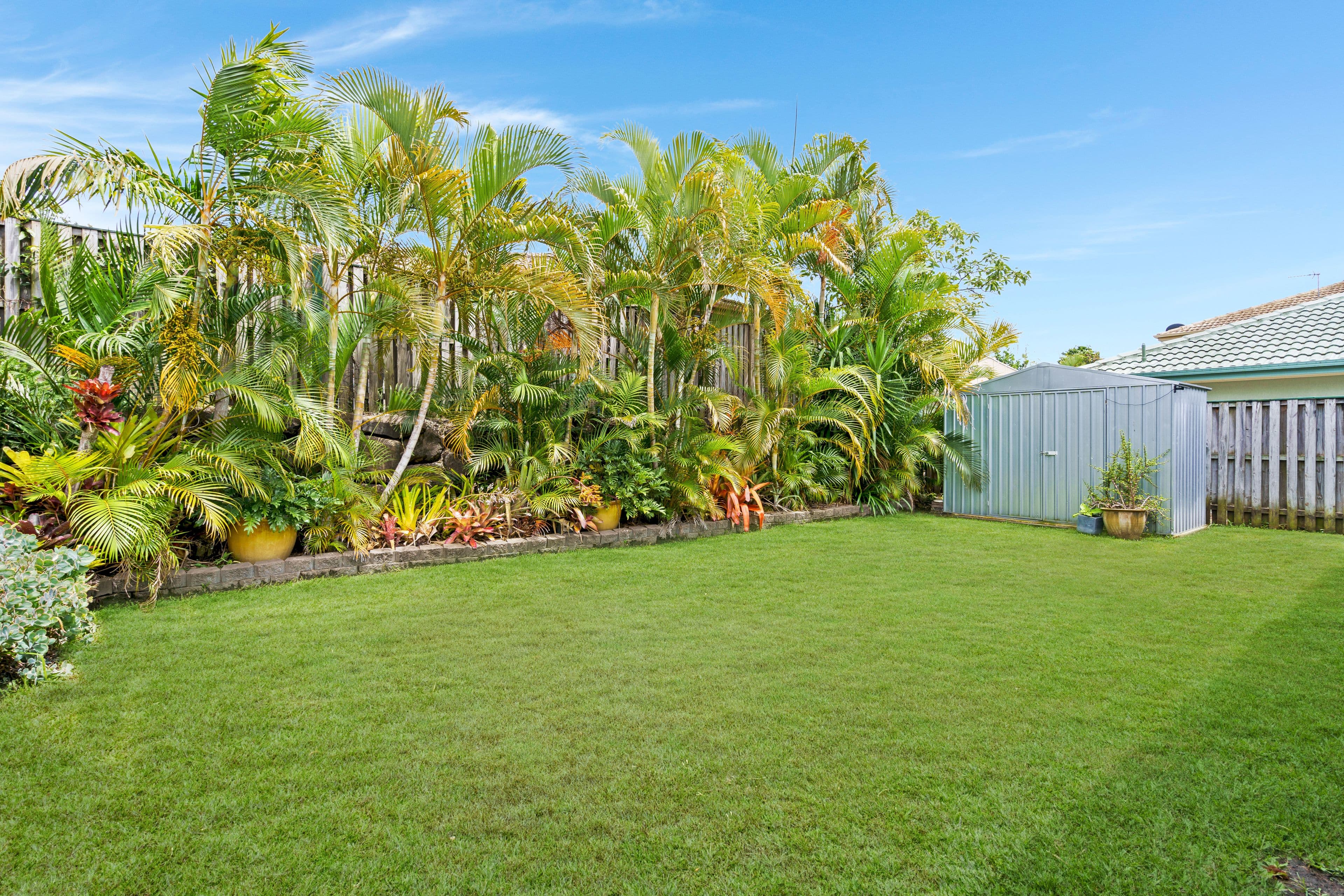 8 Royal Court, Ashmore QLD 4214, Ashmore - Thumbnail 2