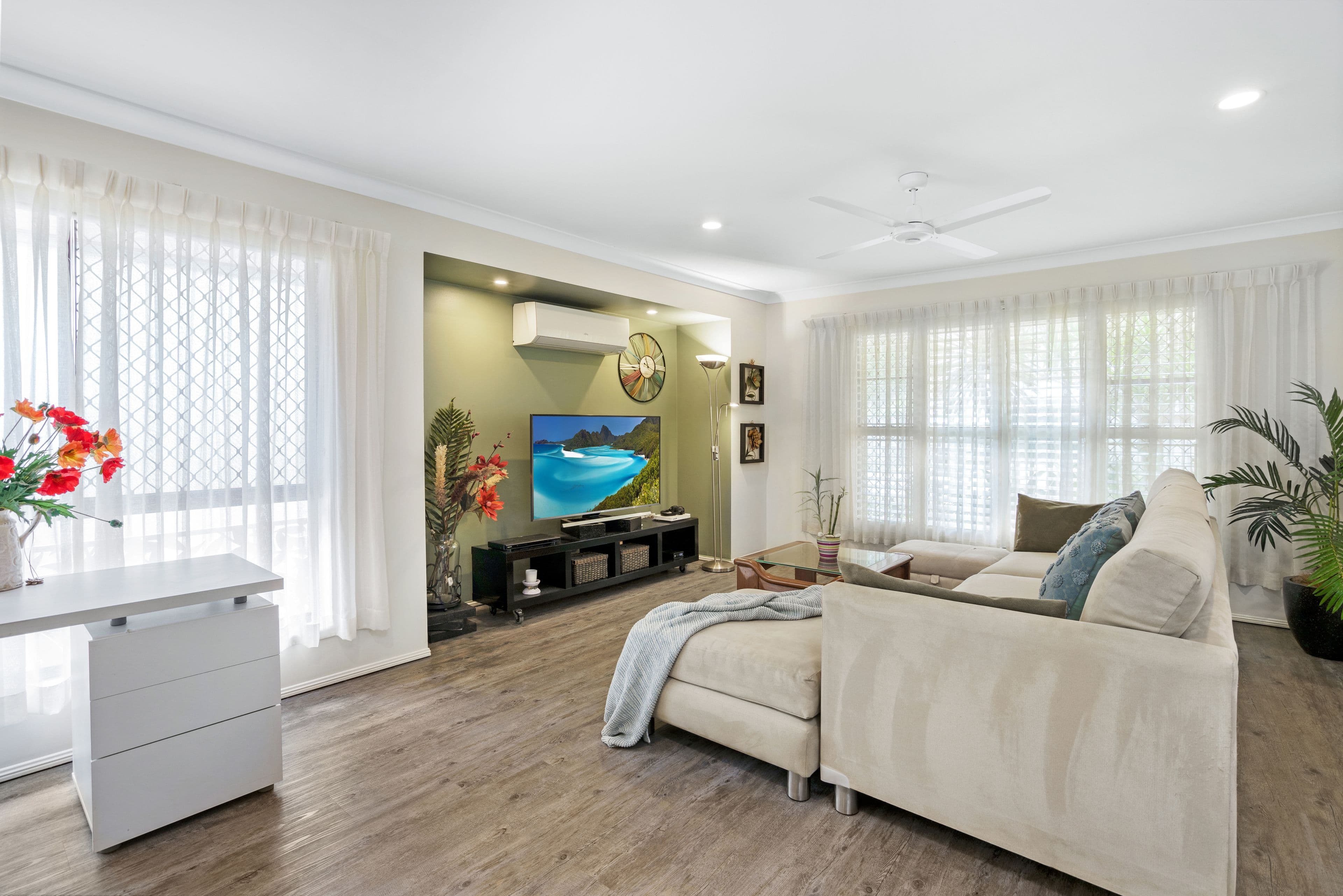 8 Royal Court, Ashmore QLD 4214, Ashmore - Thumbnail 4