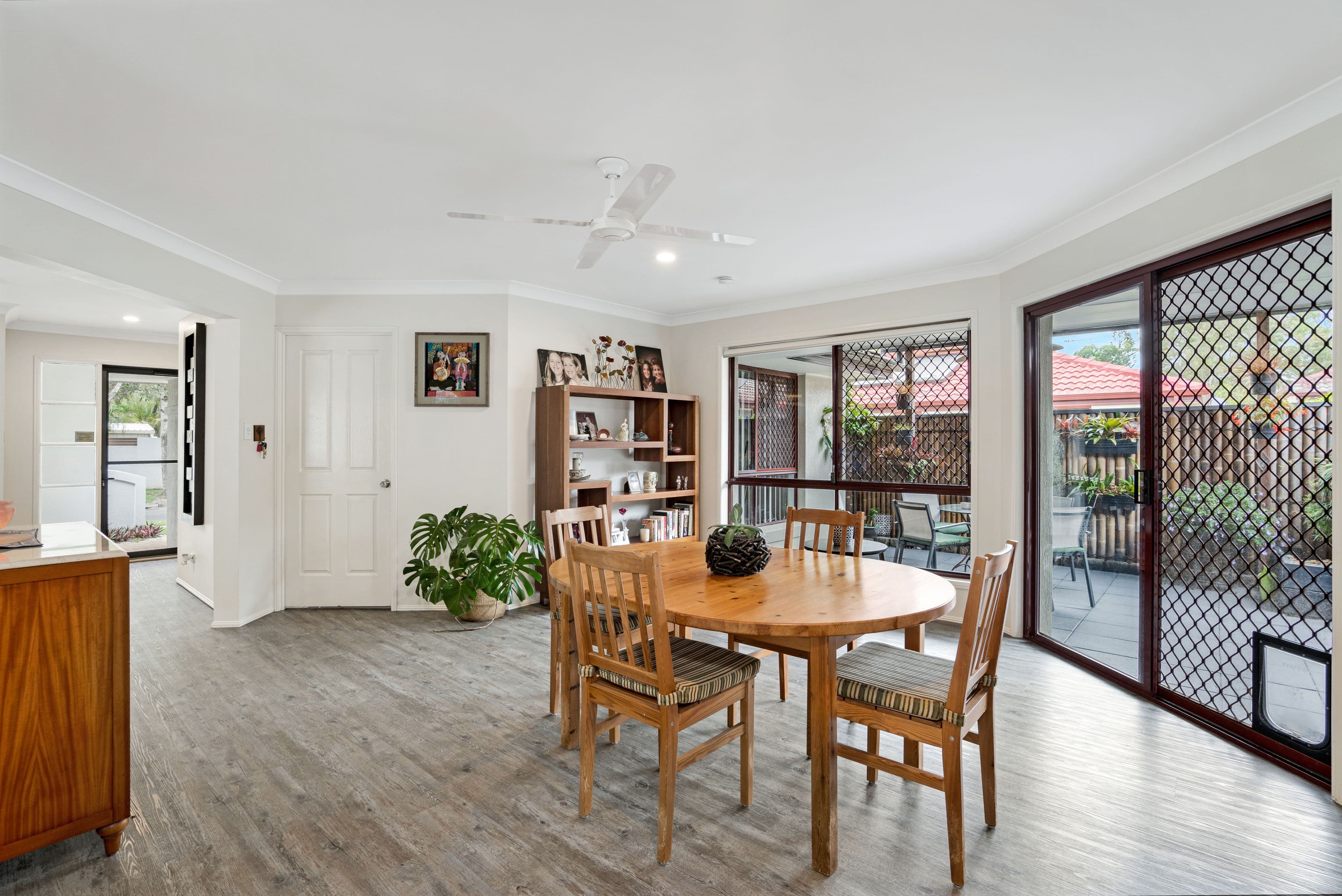 8 Royal Court, Ashmore QLD 4214, Ashmore - Thumbnail 7