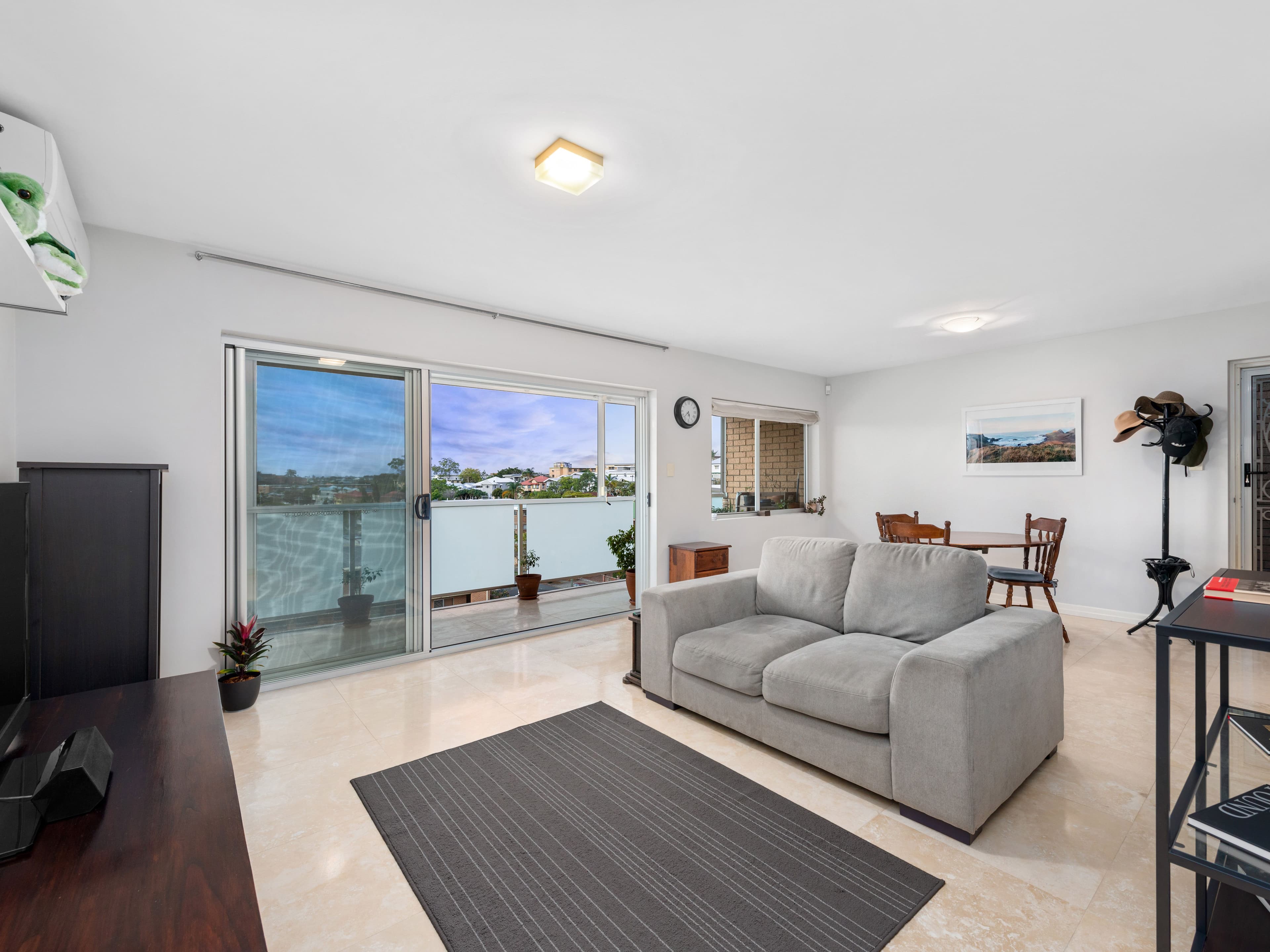 61 Rialto Street, Coorparoo QLD 4151, Coorparoo - Thumbnail 7