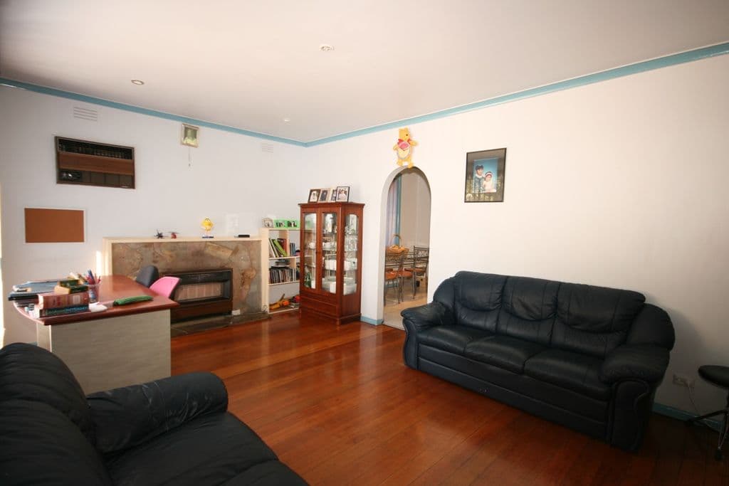 5 Southwold Street, ST ALBANS VIC 3021, St Albans - Thumbnail 3