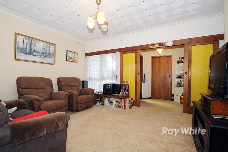 14 Carpenter Street, Noble Park VIC 3174, Noble Park - Thumbnail 3