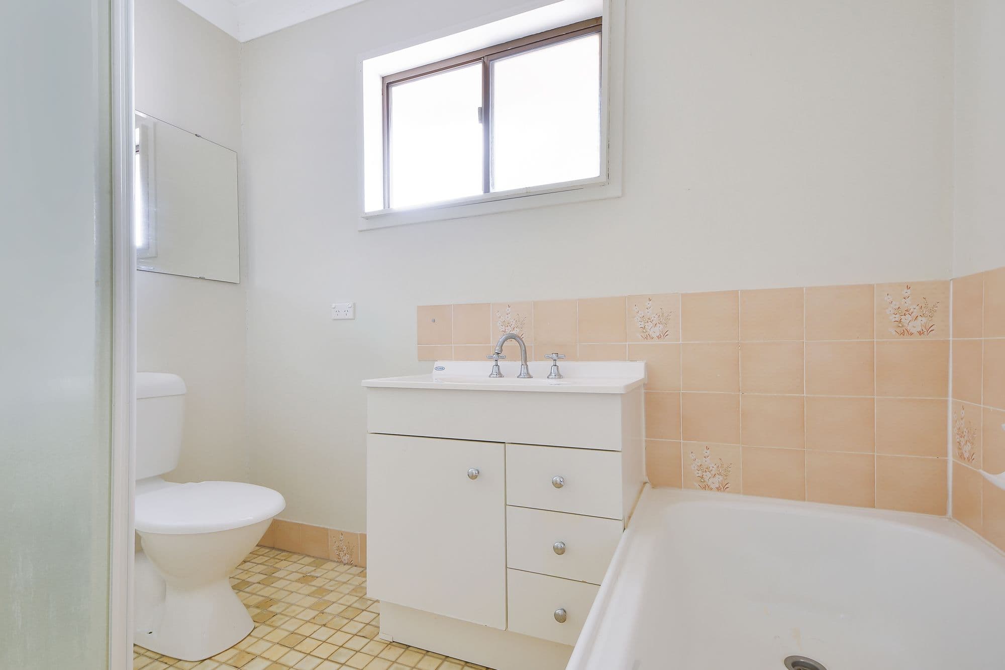 90 Chester Road, Ingleburn NSW 2565, Ingleburn - Thumbnail 5