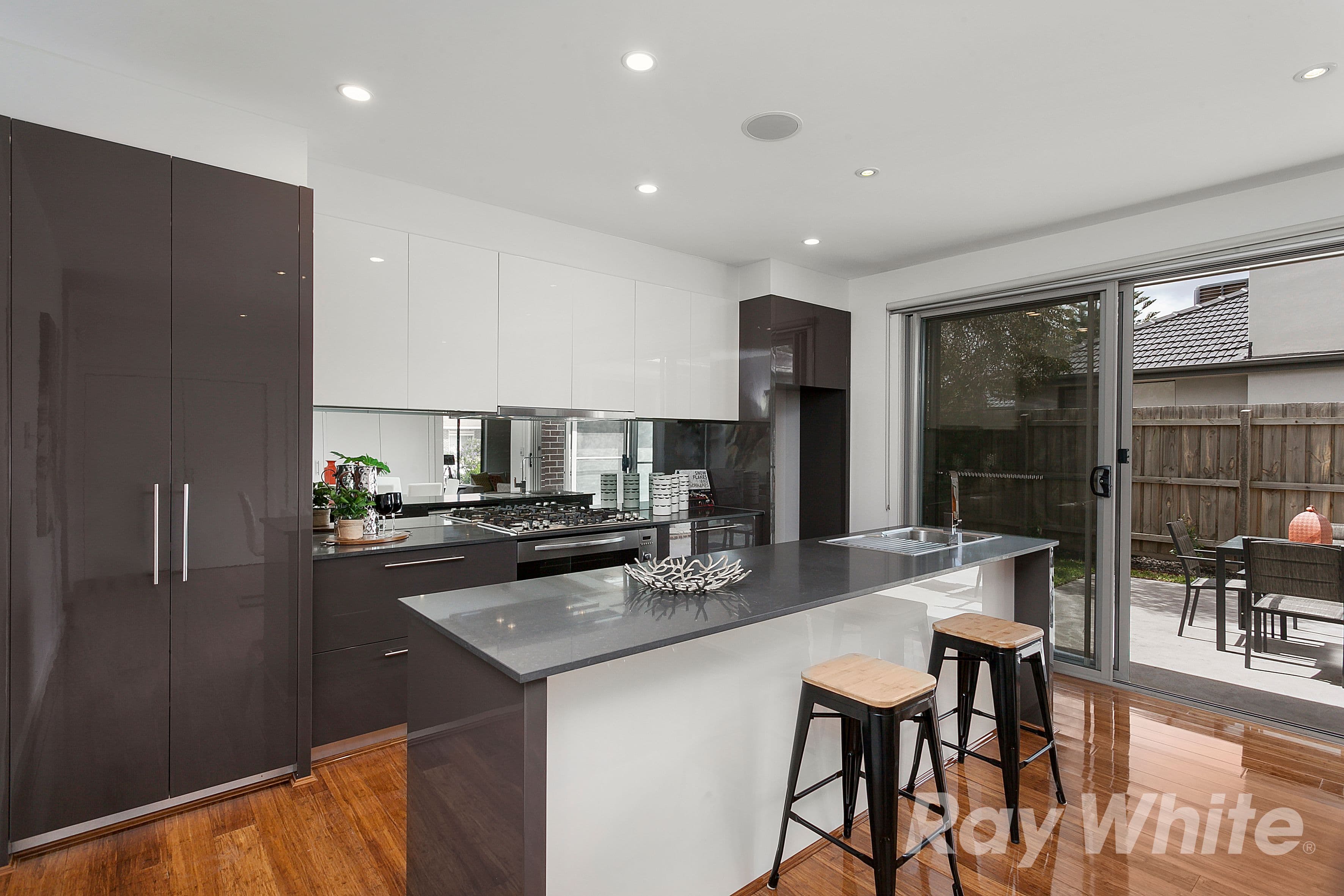 15 Grandview Avenue, Mulgrave VIC 3170, Mulgrave - Thumbnail 3
