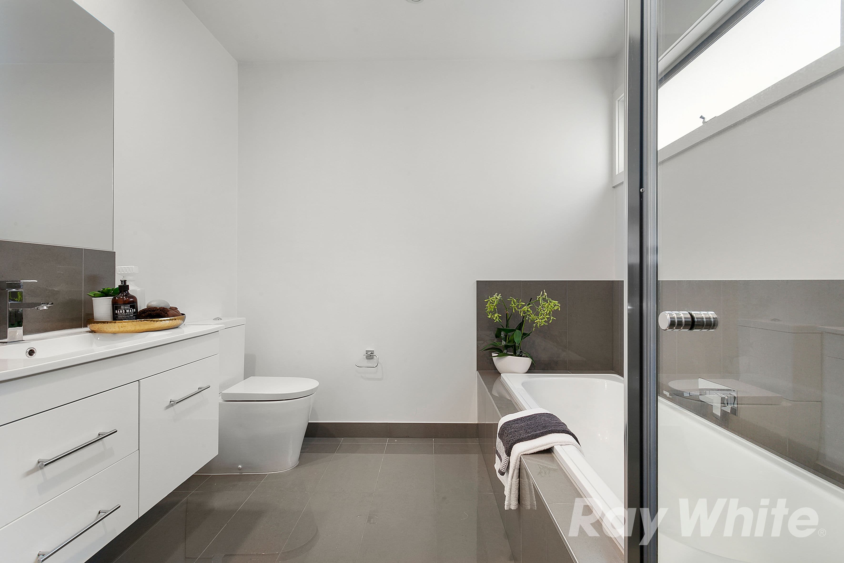 15 Grandview Avenue, Mulgrave VIC 3170, Mulgrave - Thumbnail 4