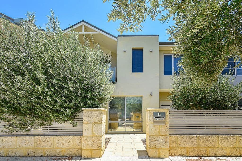 8 Fenian Pass, Hillarys WA 6025, Hillarys - Thumbnail 2