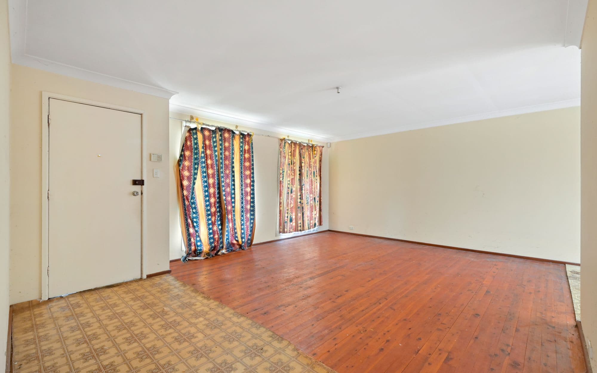 24 Long Reef Crescent, Woodbine NSW 2560, Woodbine - Thumbnail 2