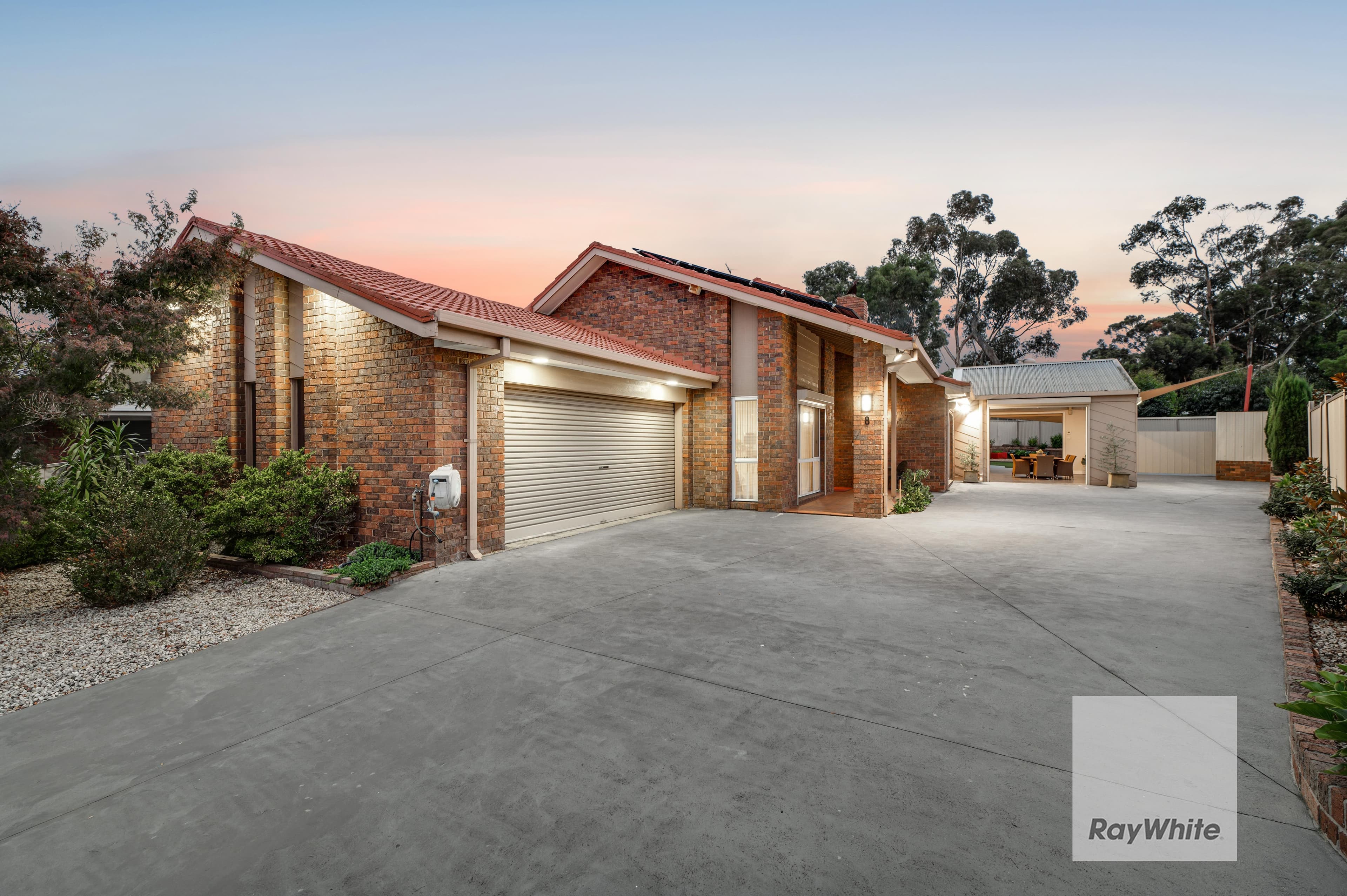 8 Irving Close, Greenvale VIC 3059, Greenvale - Image 1
