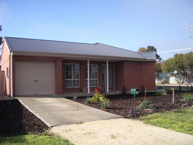16 Eighth Street, BORDERTOWN SA 5268, Bordertown - Thumbnail 2