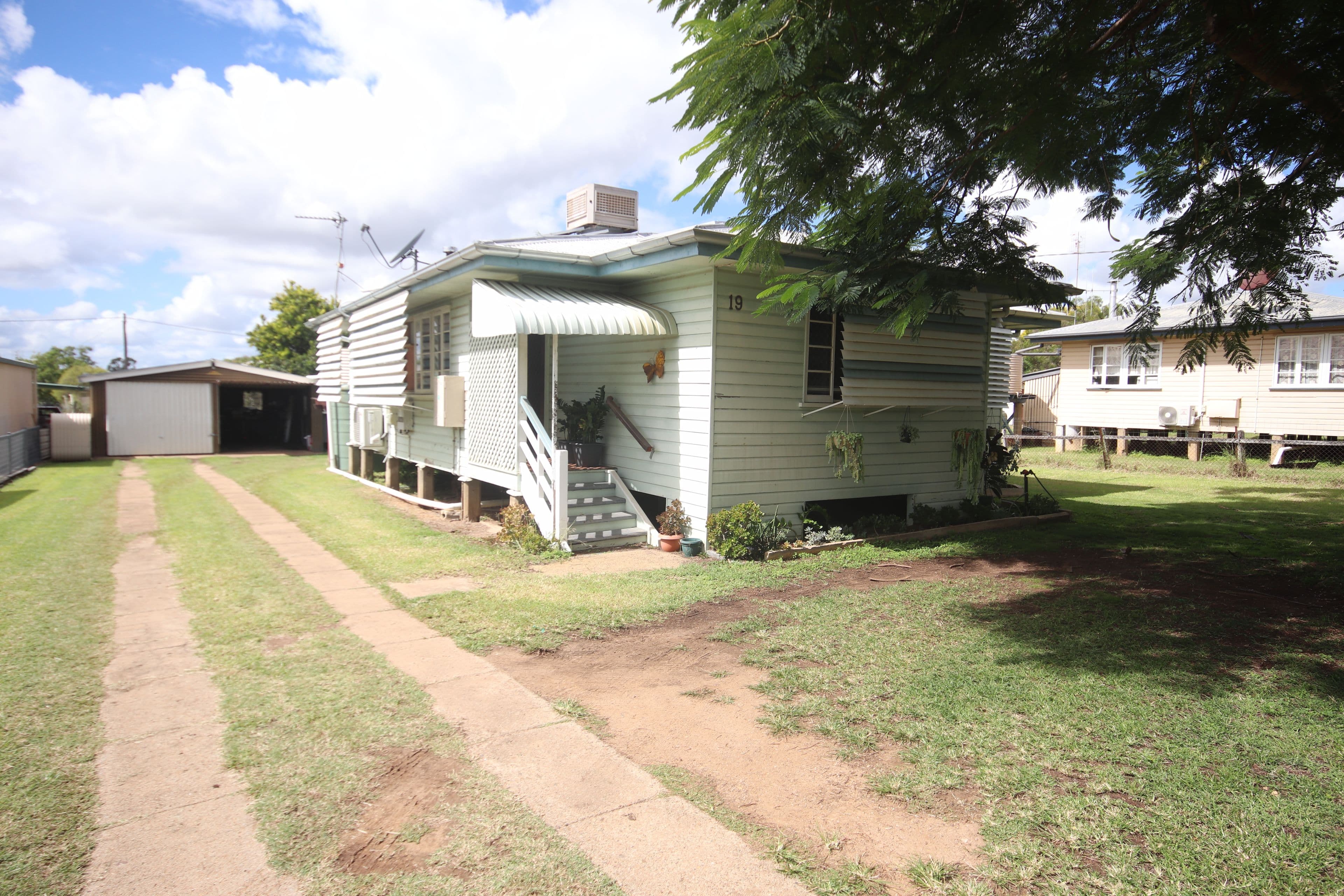 19 Elizabeth Street, Mundubbera QLD 4626, Mundubbera - Image 1