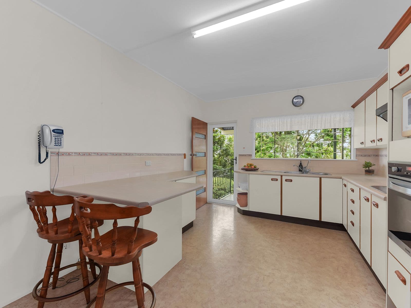 54 Kumbari Crescent, Mitchelton QLD 4053, Mitchelton - Thumbnail 5