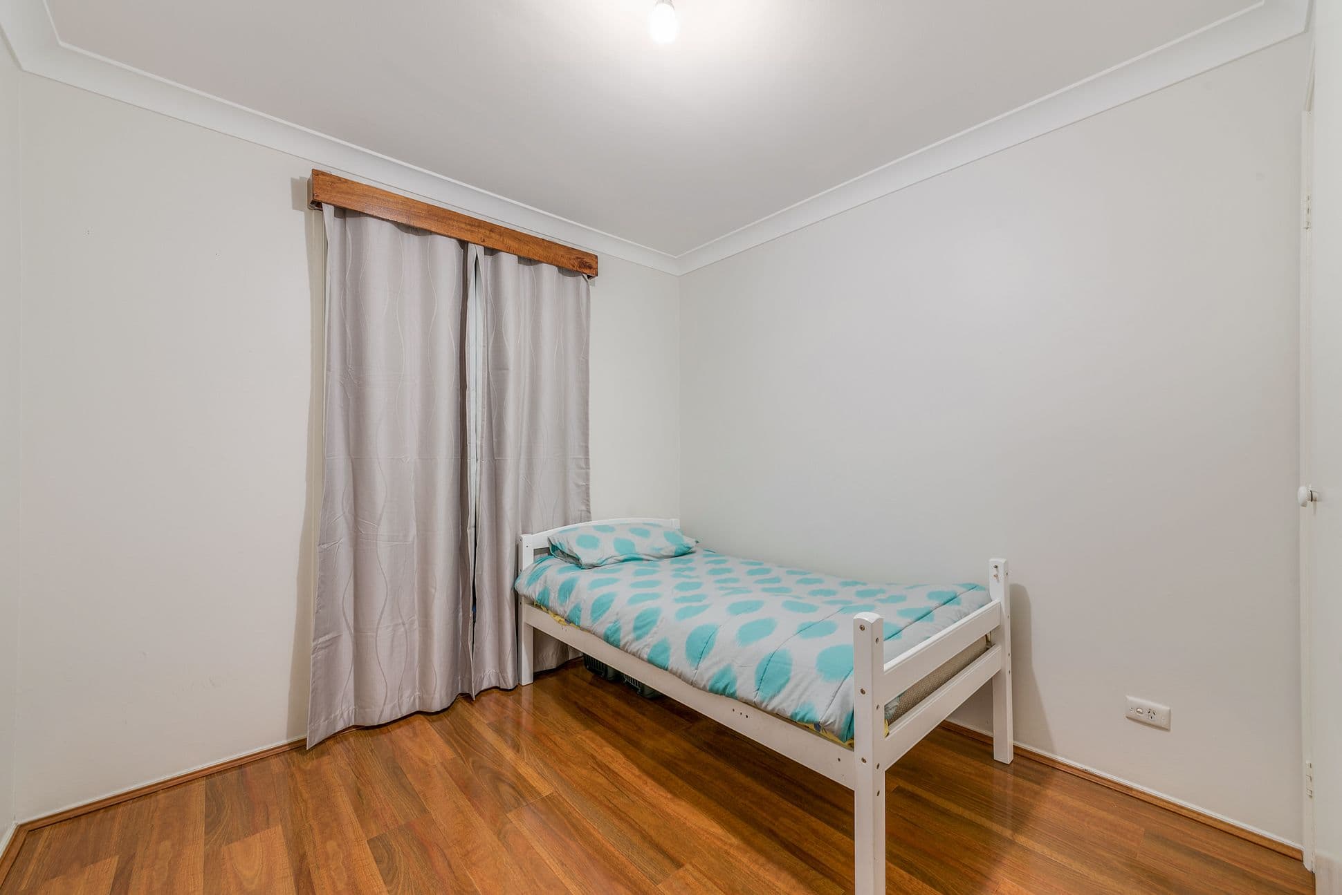69 Clennam Avenue, Ambarvale - Thumbnail 6