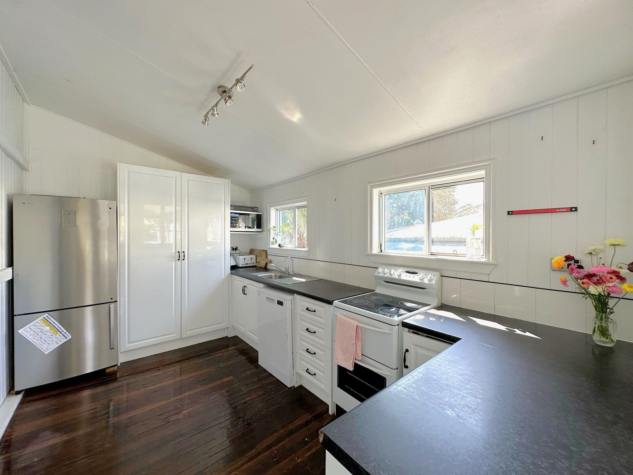 10 Quail Street, Longreach QLD 4730, Longreach - Thumbnail 5