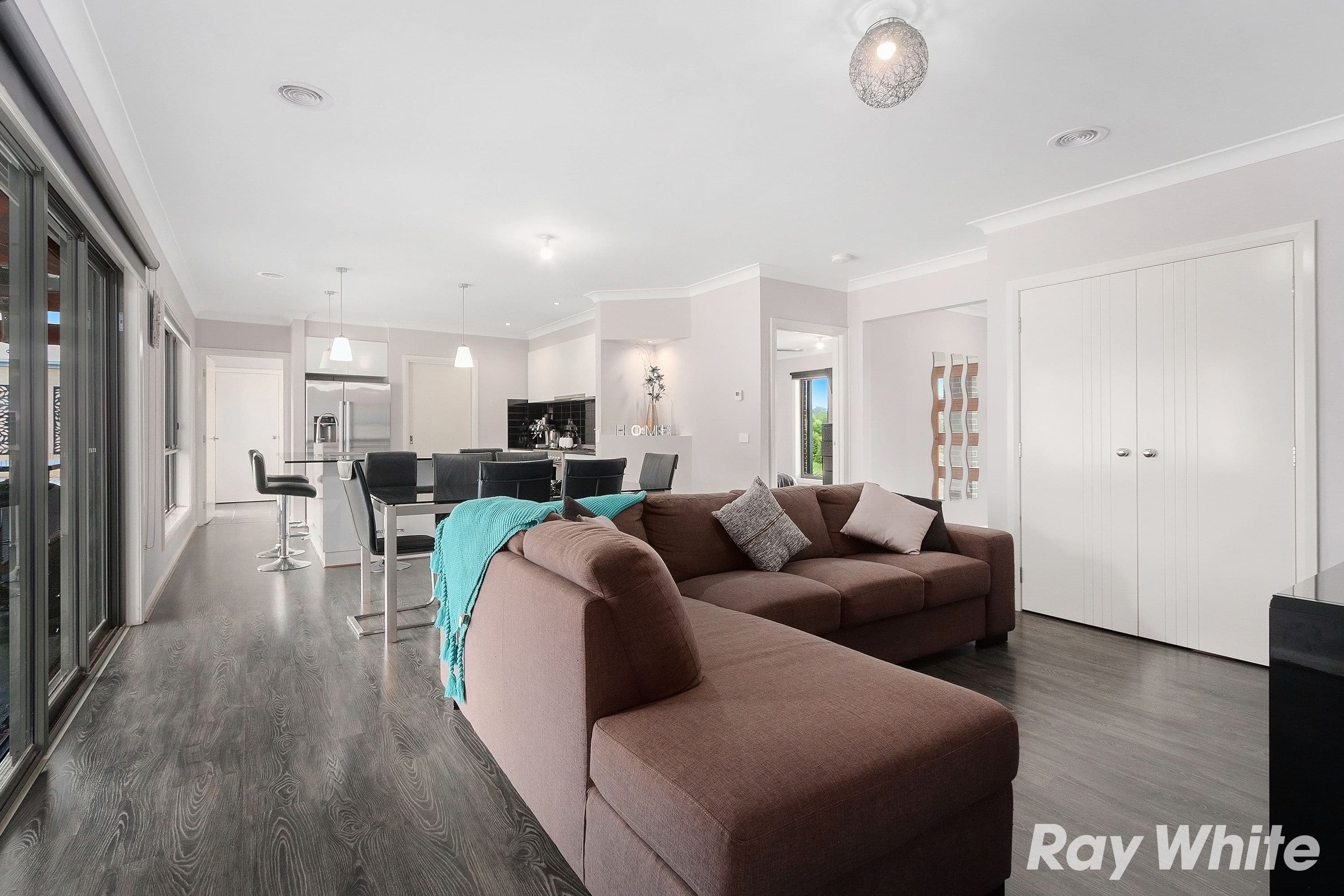 37 Manikato Drive, Drouin VIC 3818, Drouin - Thumbnail 5