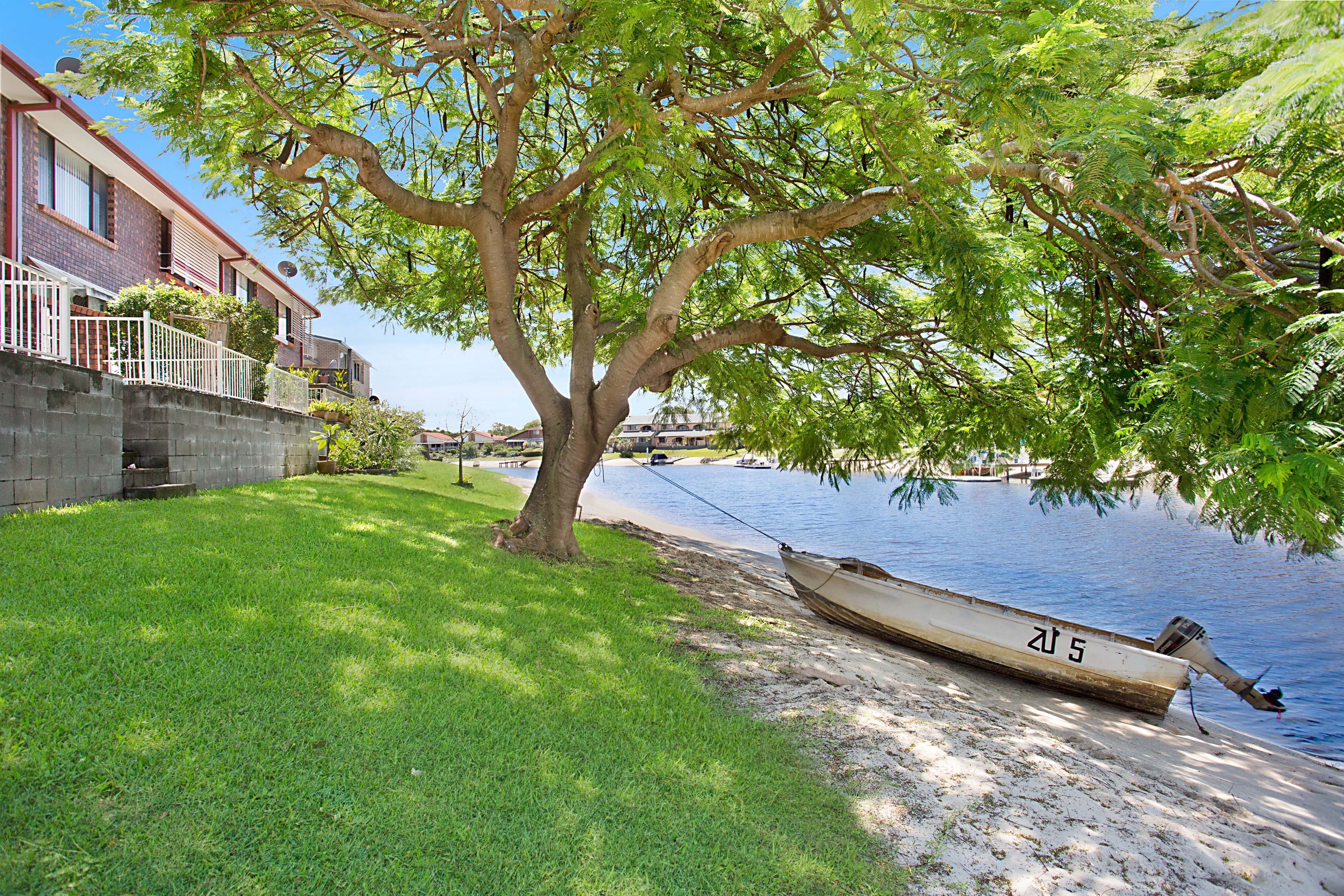 17 Aquila Court, Mermaid Waters QLD 4218, Mermaid Waters - Thumbnail 8