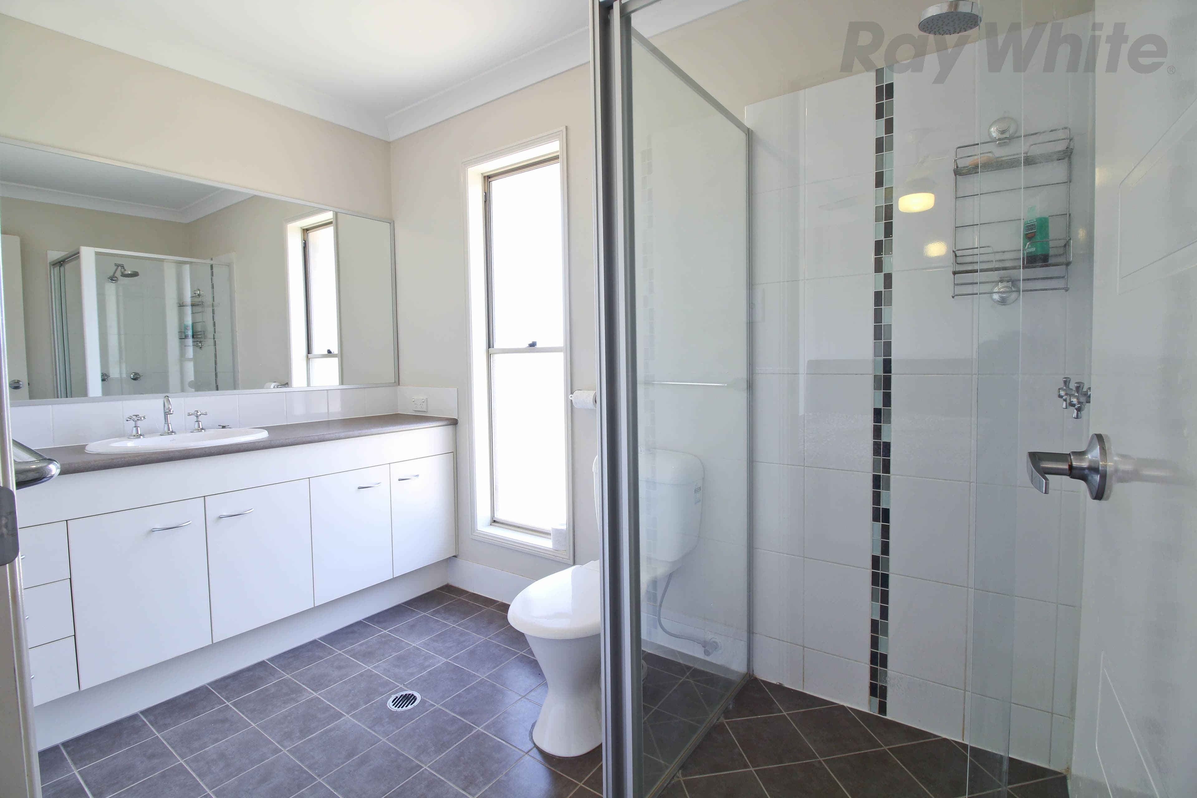 4 Bray Street, Lowood QLD 4311, Lowood - Thumbnail 8