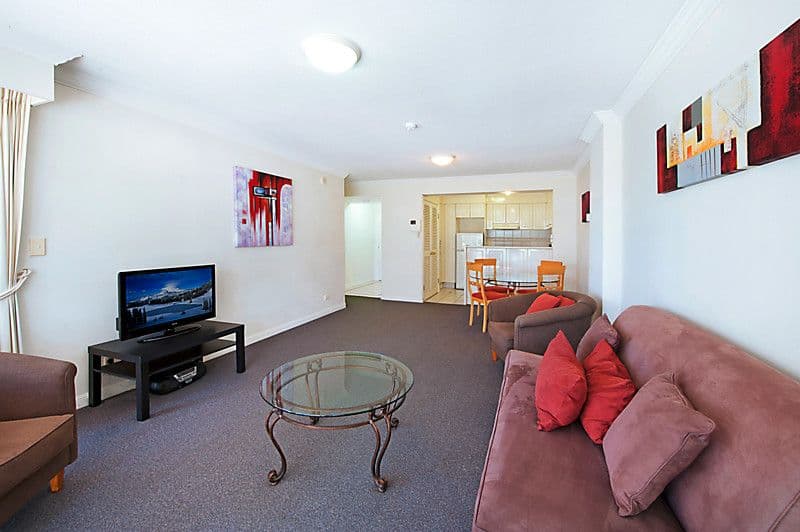 24 Queensland Avenue, BROADBEACH QLD 4218, Broadbeach - Thumbnail 4