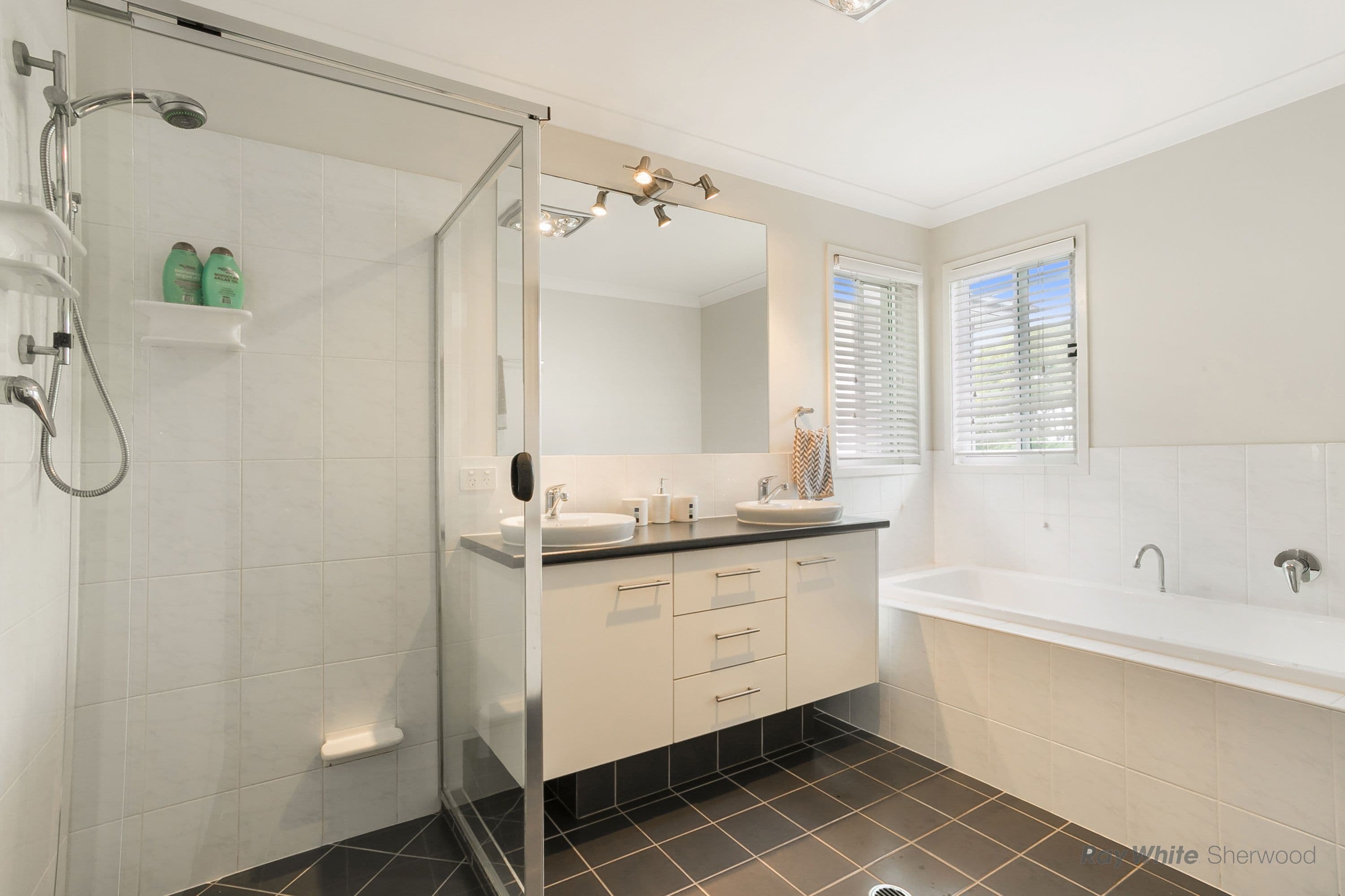 16 Dart Street, Corinda QLD 4075, Corinda - Thumbnail 8