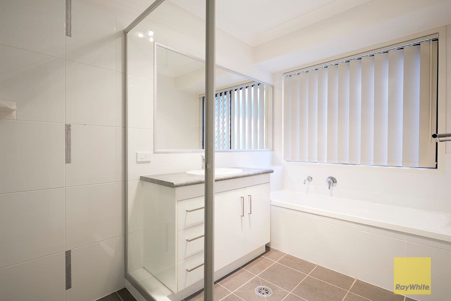 21A Pine Terrace, Redland Bay QLD 4165, Redland Bay - Thumbnail 3