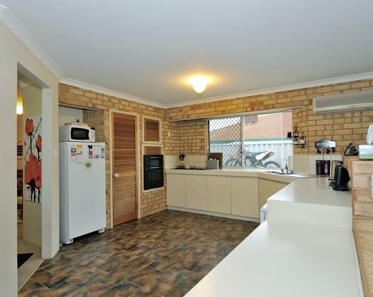 9 Frigate Close, WAIKIKI WA 6169, Waikiki - Thumbnail 3