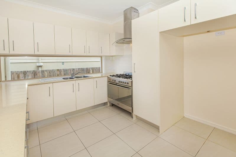 9 Cruiser Close, SPRINGFIELD LAKES QLD 4300, Springfield Lakes - Thumbnail 5