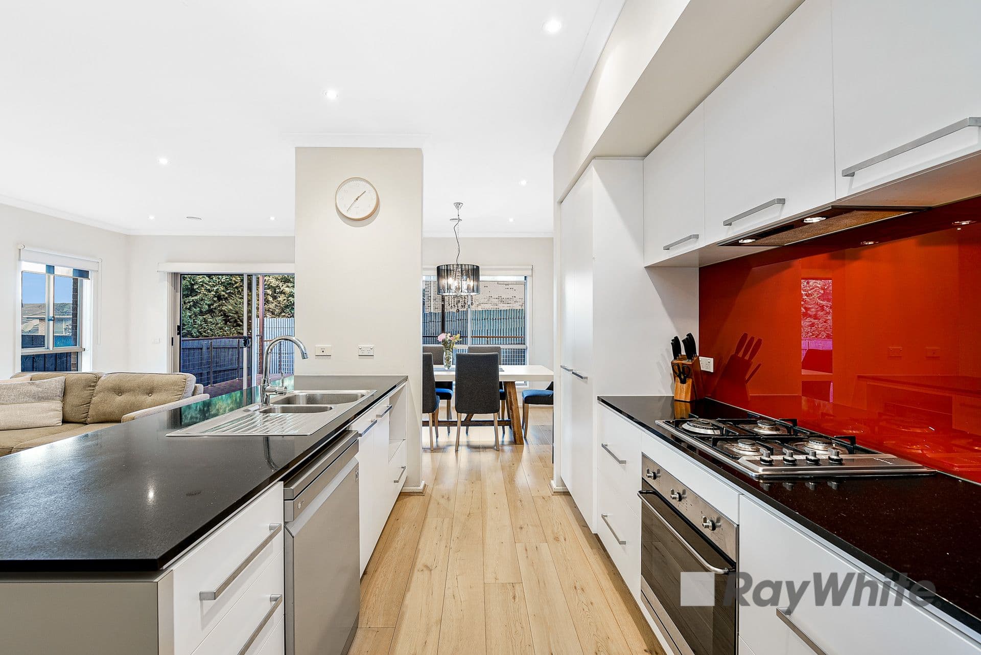 11 Barrier Reef Circuit, Endeavour Hills VIC 3802, Endeavour Hills - Thumbnail 4