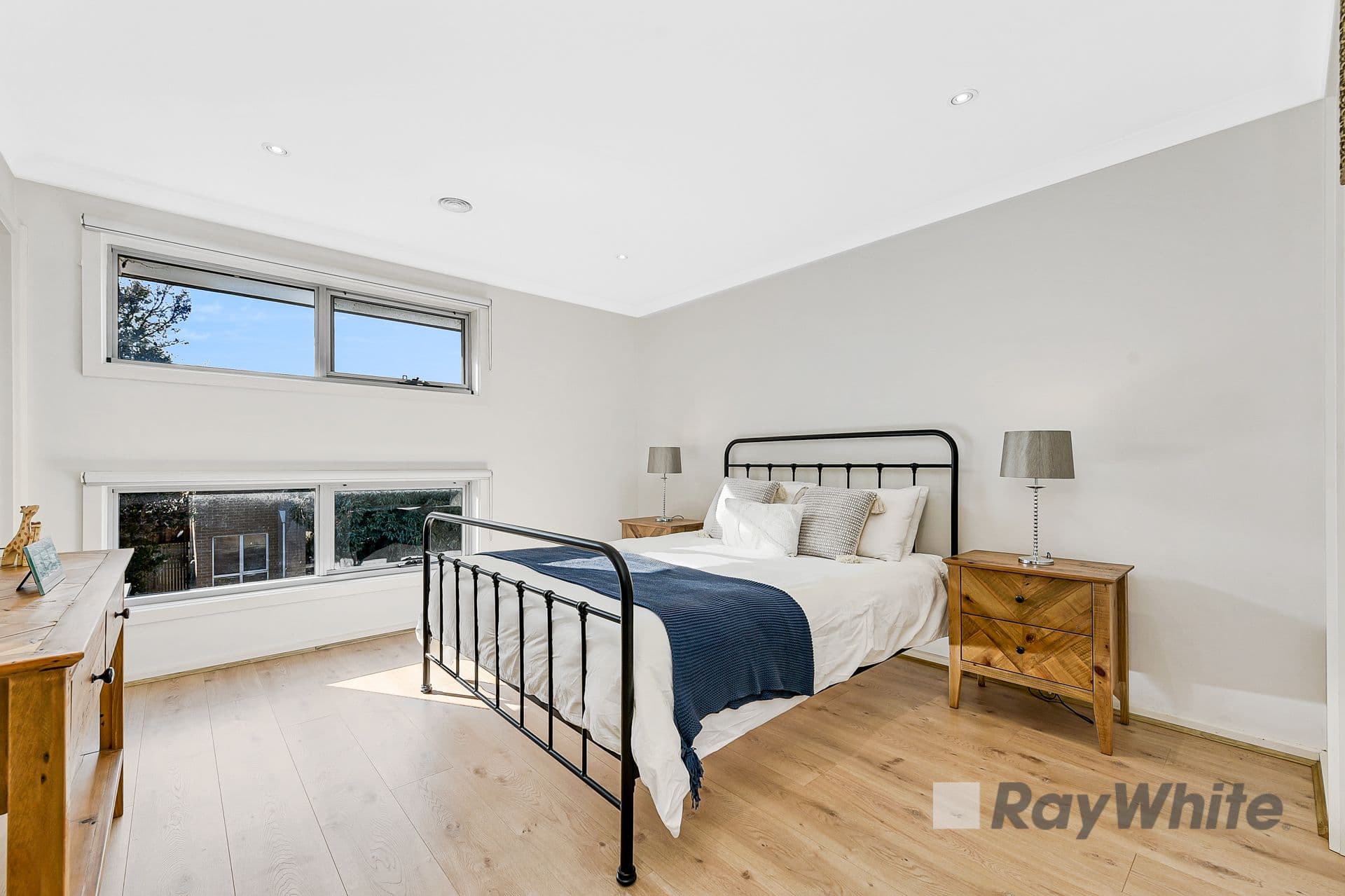 11 Barrier Reef Circuit, Endeavour Hills VIC 3802, Endeavour Hills - Thumbnail 6