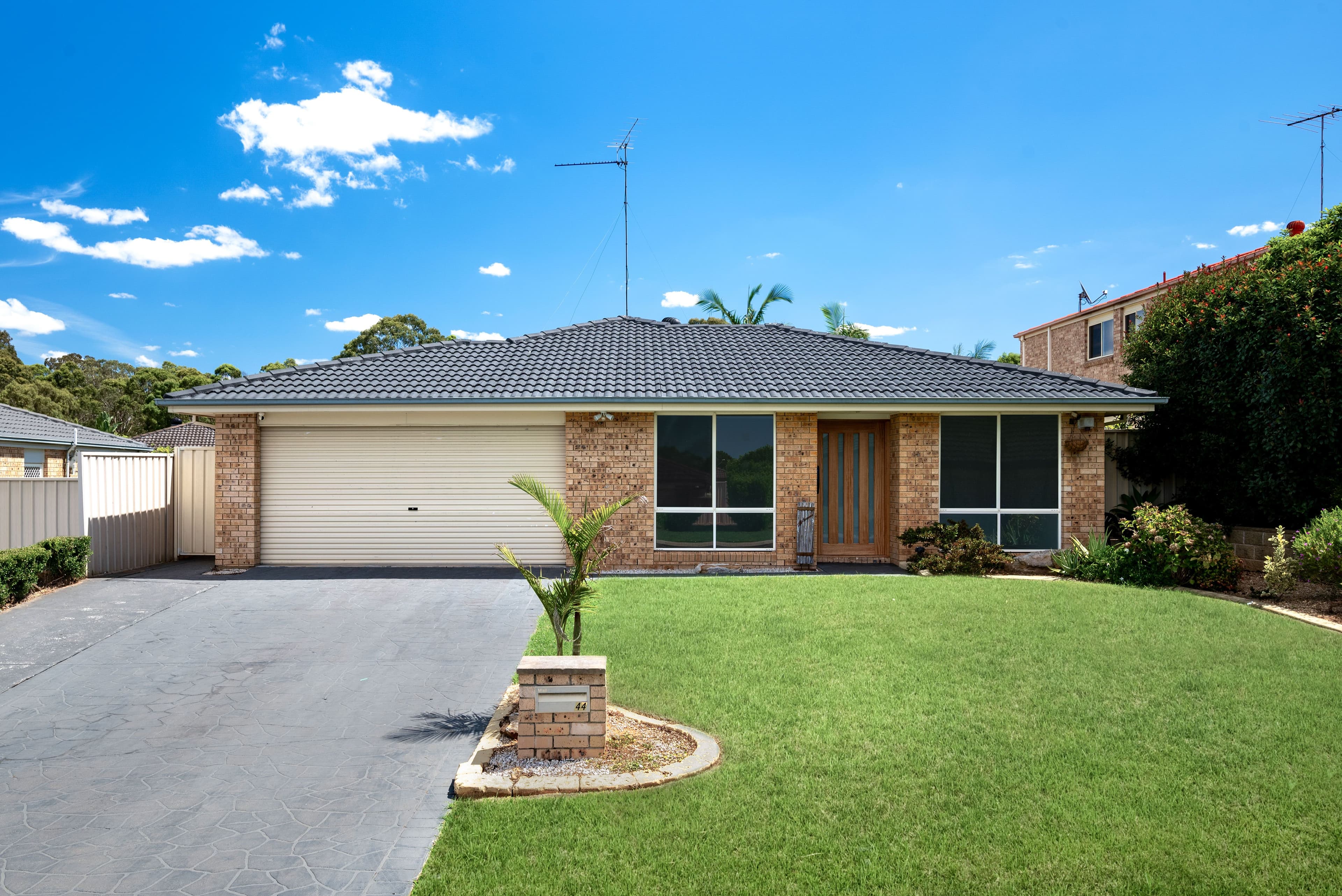 44 Bardolph Avenue, Rosemeadow NSW 2560, Rosemeadow - Image 1