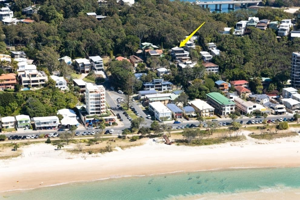 10 Barker Street, CURRUMBIN QLD 4223, Currumbin - Thumbnail 3