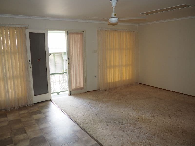 41 Hoffmann Street, Granville QLD 4650, Granville - Thumbnail 2