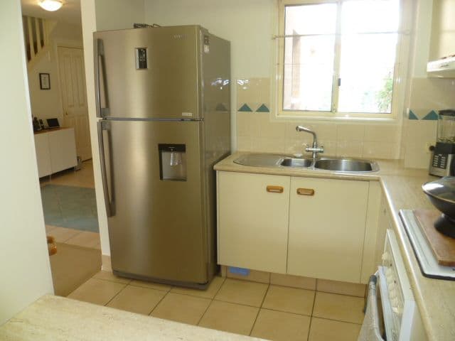 427 Pine Ridge Road, RUNAWAY BAY QLD 4216, Runaway Bay - Thumbnail 6